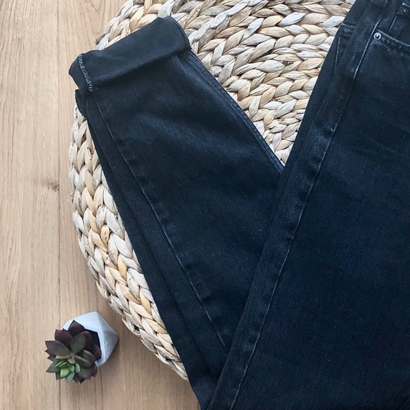 TOPSHOP NWT MOM JEANS BLACK - Picture 8 of 8